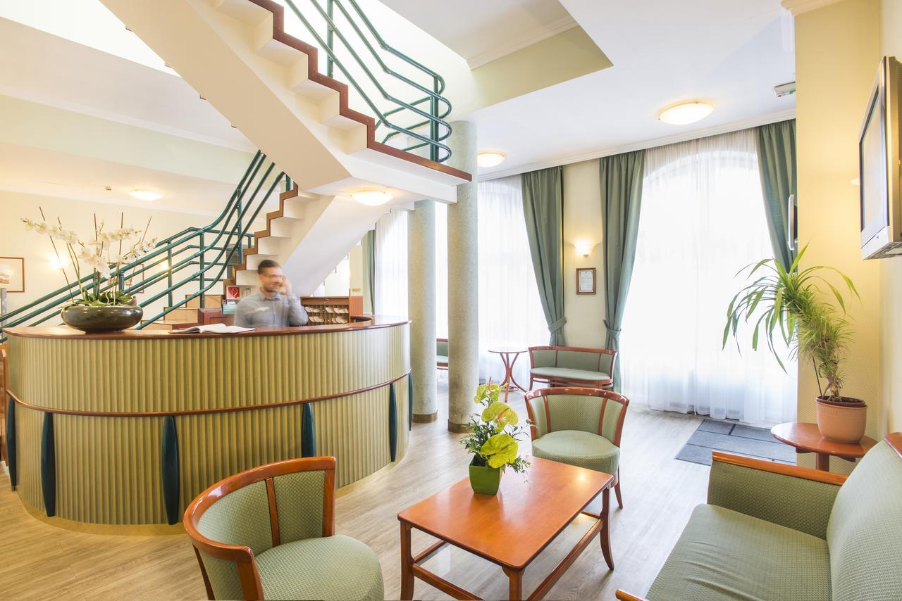 Baross City Apartments Budapest Exterior foto