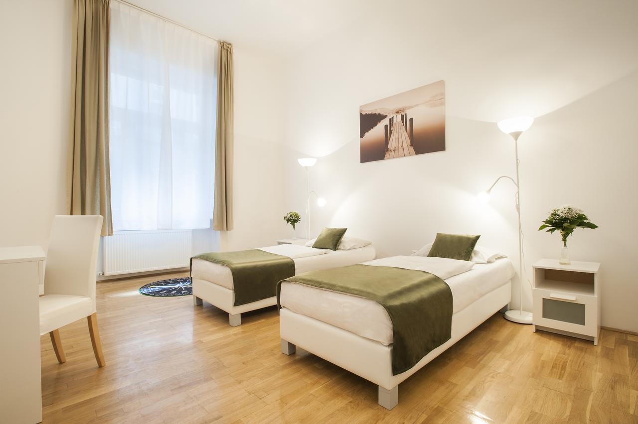 Baross City Apartments Budapest Exterior foto