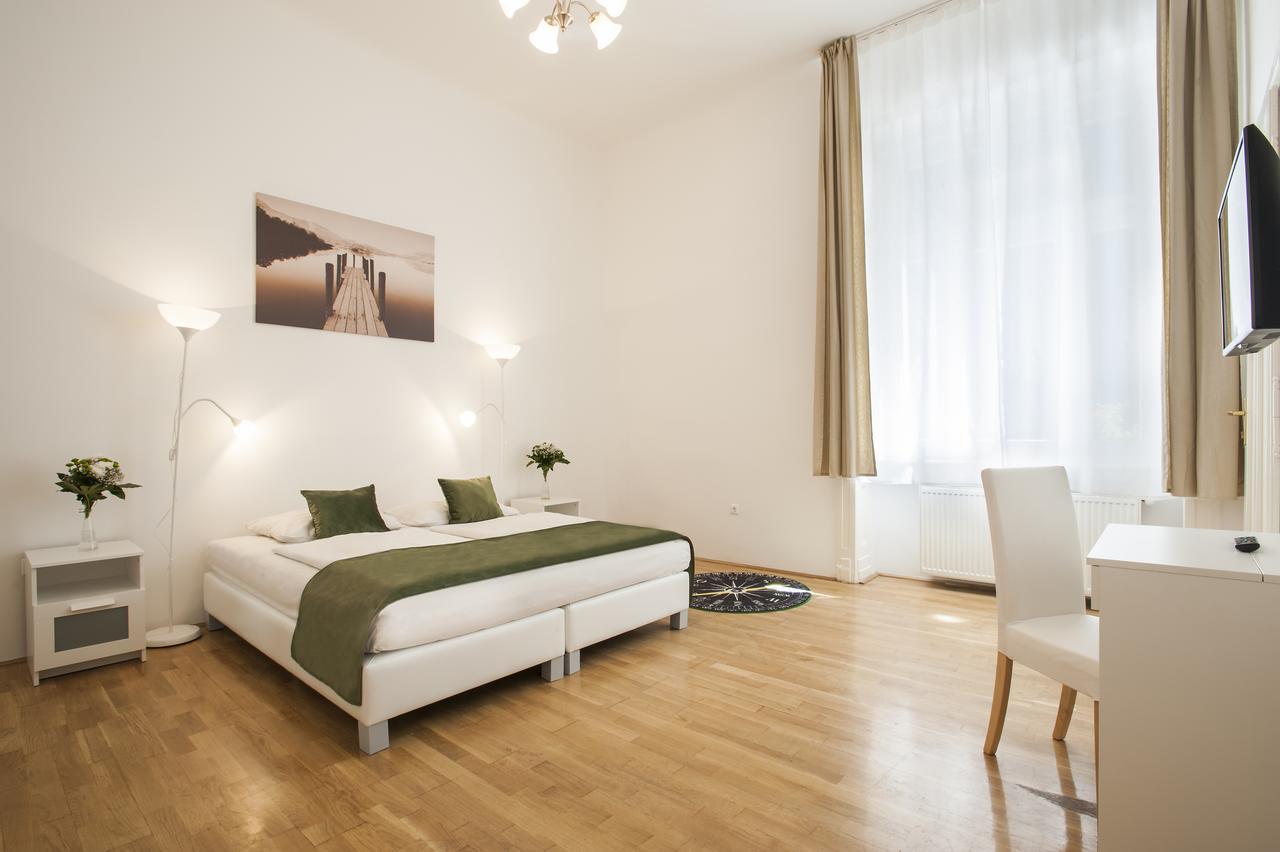 Baross City Apartments Budapest Exterior foto